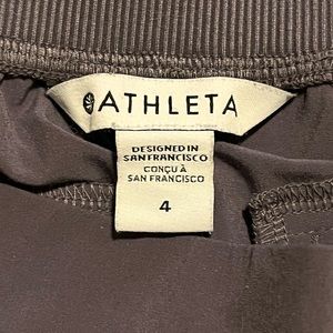 Athleta Brooklyn pant. Size 4, purple/lavender. Like new